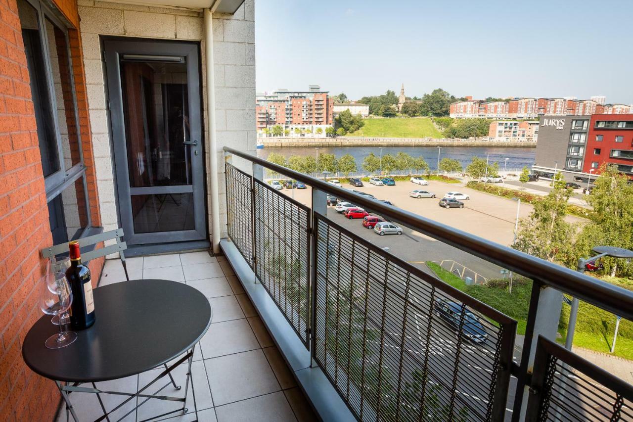 Luxury Quayside Apartment 泰恩河畔纽卡斯尔 外观 照片
